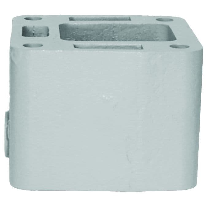 MANIFOLD SPACER